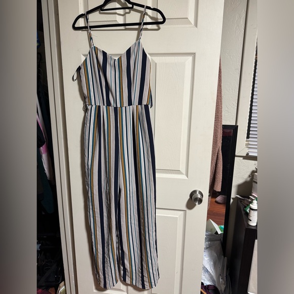 Monteau jumpsuit - Picture 1 of 3